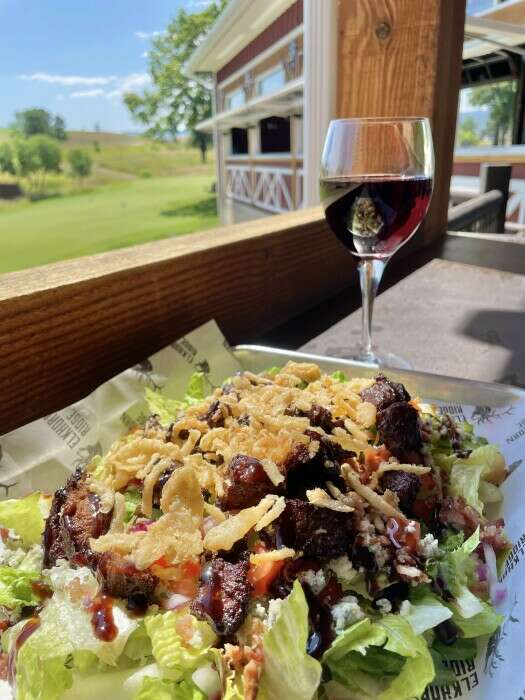 Steak tip salad